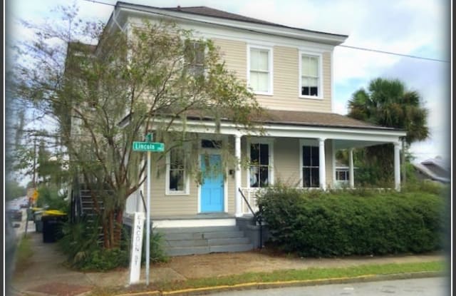 2422 Lincoln Street - 1 - 2422 Lincoln Street, Savannah, GA 31401