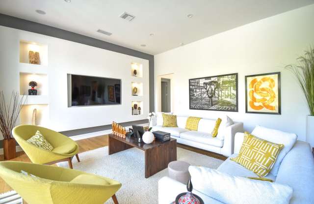 5 Leslie Terrace Gallery 3