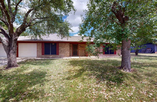 3 Bedroom vintage charmer in Harker Heights only $1695! photos photos