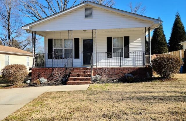 103 Prince Street - 103 Prince Street, Belmont, NC 28012