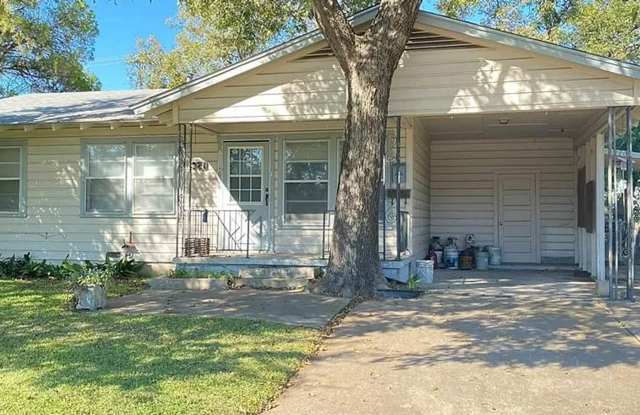 AVAILABLE NOW! - 920 Fannin Loop, Temple, TX 76501