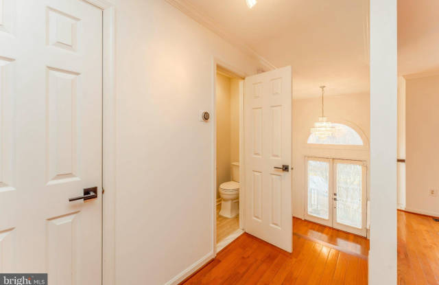 10220 BALTUSROL Court Gallery 4