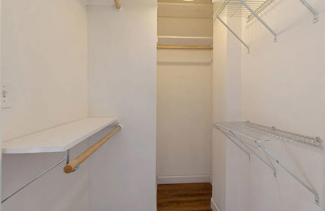 35 Crown St Apt 4H Gallery 4