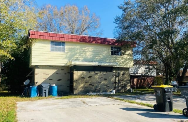 2836 8 IRON DRIVE - 2836 8 Iron Drive, Crystal Lake, FL 33801