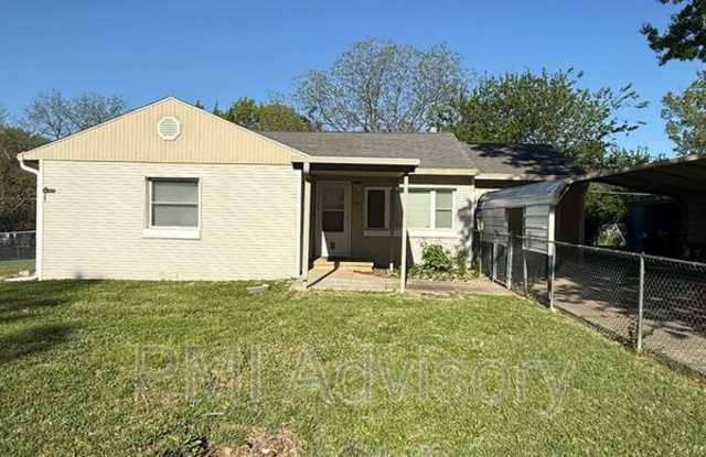 2347 SE Pennsylvania Ave photos photos