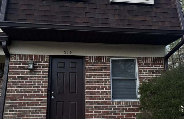 519 E Graham Place photos photos