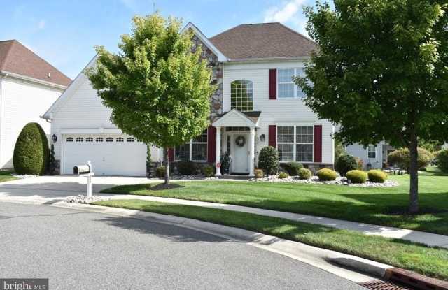 904 SWEET BRIAR CIRCLE Gallery 3