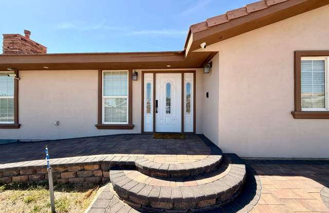 Exquisite Single-Story Home on Expansive Half-Acre Lot photos photos