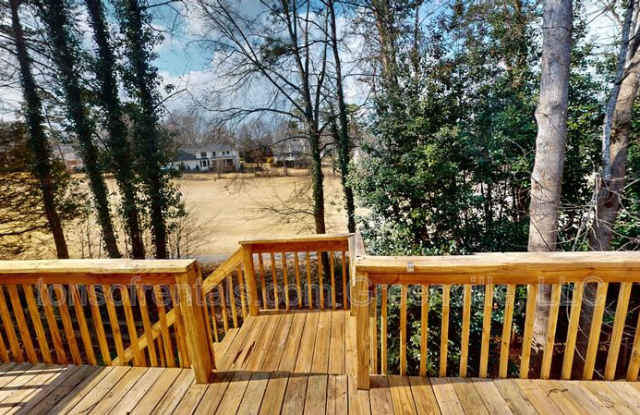 710 Stallings Rd photos photos