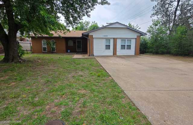 3 Bed 1 bath home in MWC. photos photos