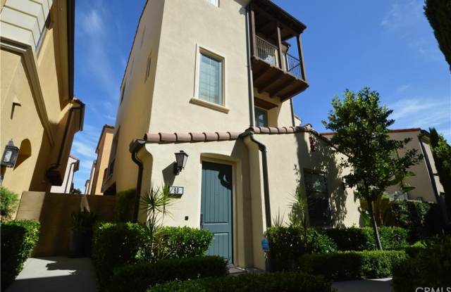 80 Strawberry - 80 Strawberry Grv, Irvine, CA 92620