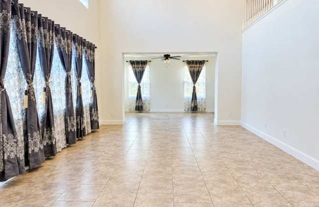 Spacious 5-Bedroom Home – Your Dream Rental Awaits! Gallery 3