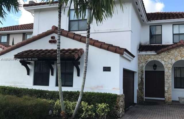 9960 NW 10 st photos photos