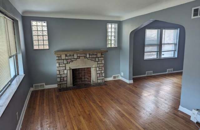 8636 Riverview Boulevard Gallery 4