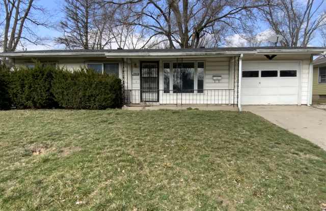 1001 E Seminary St - 1001 East Seminary Street, Danville, IL 61832