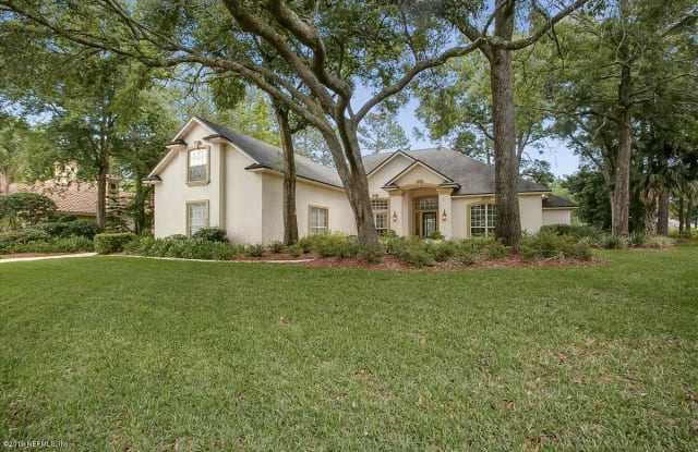 823 CHICOPIT LN - 823 Chicopit Lane, Jacksonville, FL 32225