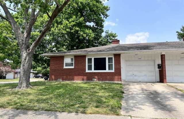 1002 E Willard St - 1002 East Willard Street, Urbana, IL 61801