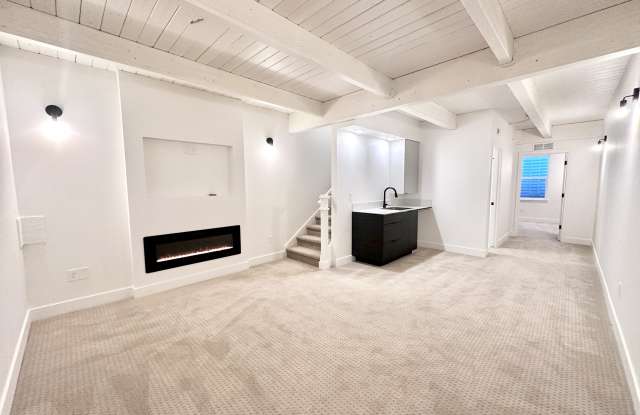 4002 Blue Pine Lane - 1 photos photos