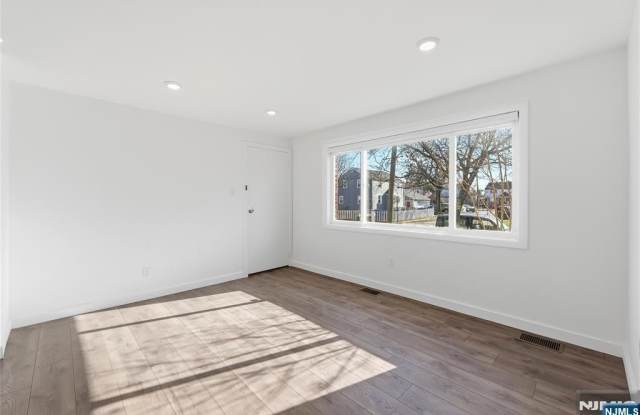 73 Macarthur Avenue Gallery 3