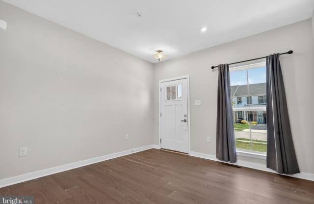 8005 MILLTOWN Circle Gallery 4