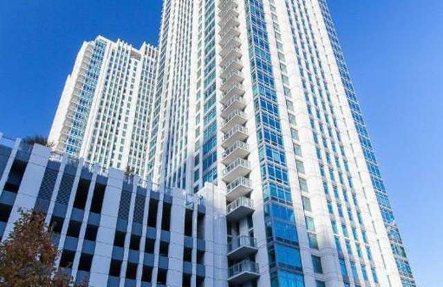 555 West Kinzie St photos photos