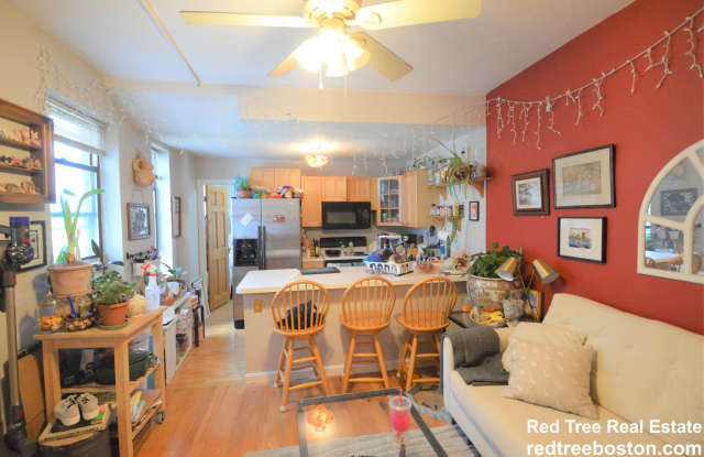 43 Park Vale Ave - 43 Park Vale Avenue, Boston, MA 02134