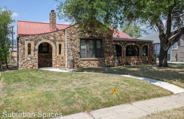 1615 W. Summit Ave - 1615 West Summit Avenue, San Antonio, TX 78201