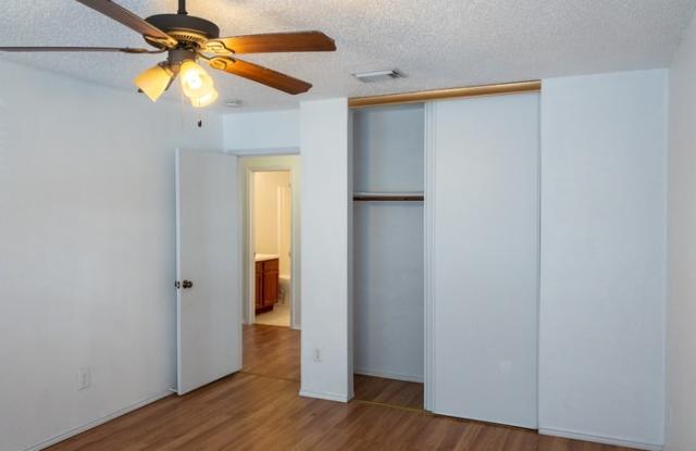 7915 Beef Creek Dr Gallery 2
