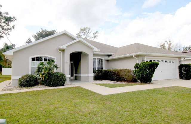 Spacious 5 Bedroom Home for Rent with In Law Suite in Palm Coast! - 12 Walla Place, Palm Coast, FL 32164