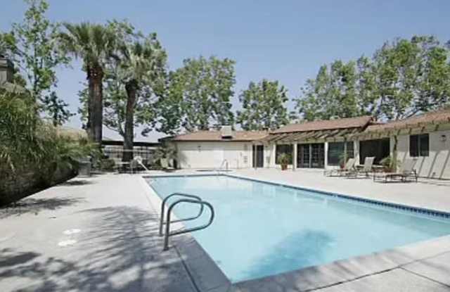 1265 Kendall Dr Gallery 1