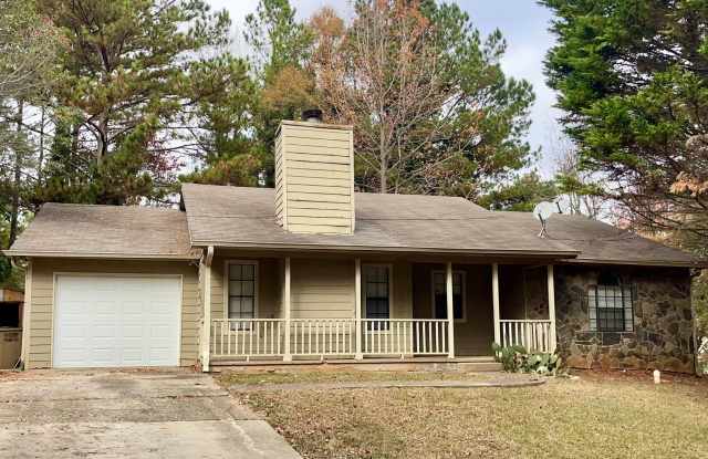 Secluded but Centrally Located 3 Bed/2 Bath Ranch! - 8099 Linda Court, Clayton County, GA 30238