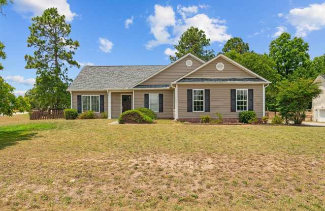 3 Bed 2 Bath Convenient to Fayetteville and Raleigh photos photos
