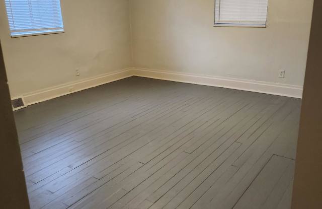 522 Center Ave photos photos