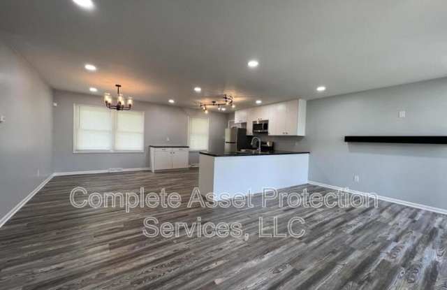 1815 W 93rd Ave - 1815 West 93rd Avenue, Crown Point, IN 46307