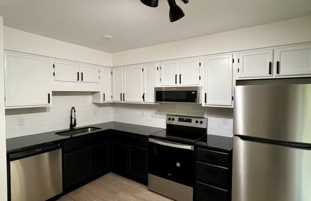 345 West Oak Avenue photos photos