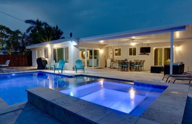 Step Into Sunshine: Modern Charm Meets Coastal Cool – Fully Furnished! photos photos