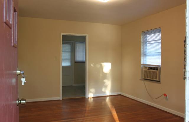 2129 Coburn Boulevard Gallery 2