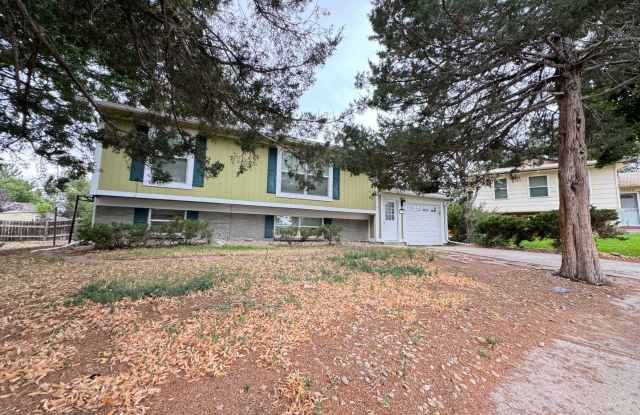 4 Bed 2 Bath Available for Rent - 15532 East Gunnison Place, Aurora, CO 80017