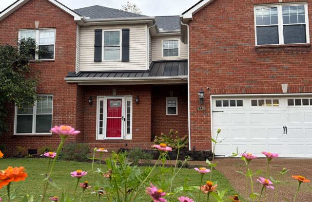 4 Bedroom! Walk to Jim Warren Park, Franklin TN - 1228 Kelly Court, Franklin, TN 37064 4 Bedroom! Walk to Jim Warren Park, Franklin TN - 1228 Kelly Court, Franklin, TN 37064