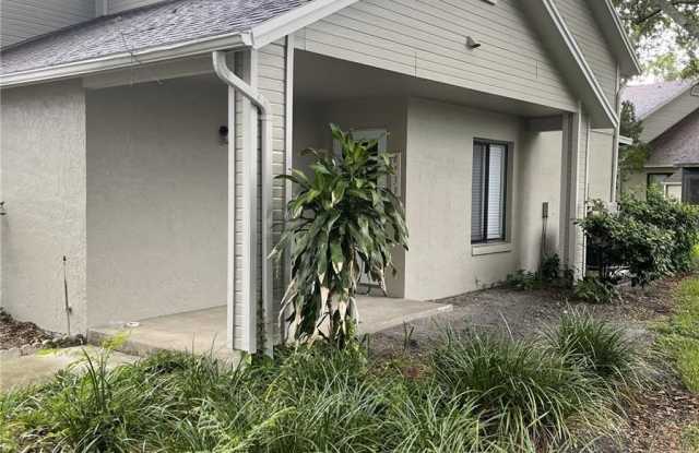 8433 LAURELON PLACE - 8433 Laurelon Place, Temple Terrace, FL 33637
