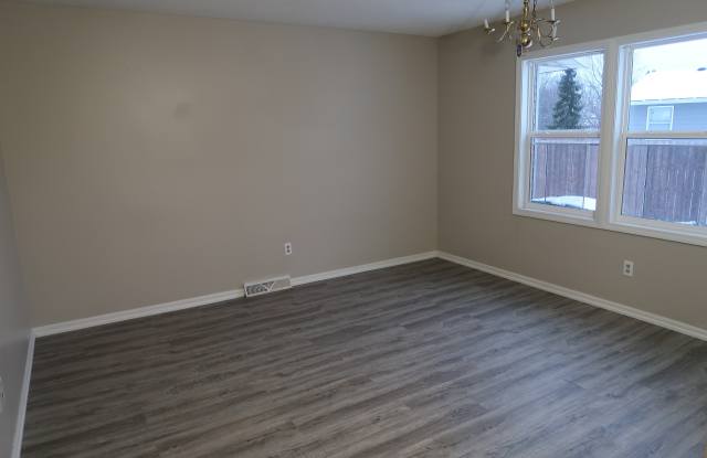 4756 Stauffer Avenue Southeast Gallery 2