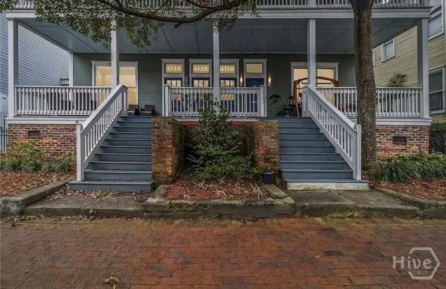 413 E Waldburg Street photos photos
