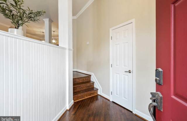11405 CEDAR RIDGE Drive Gallery 2