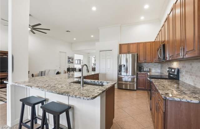 9340 Triana Terrace unit: 4 photos photos