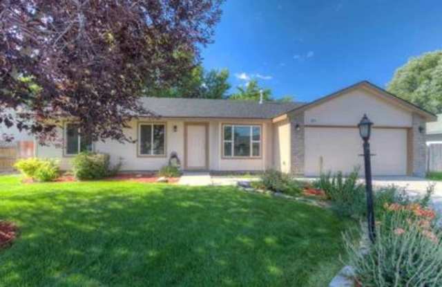 305 W Waterbury Dr photos photos