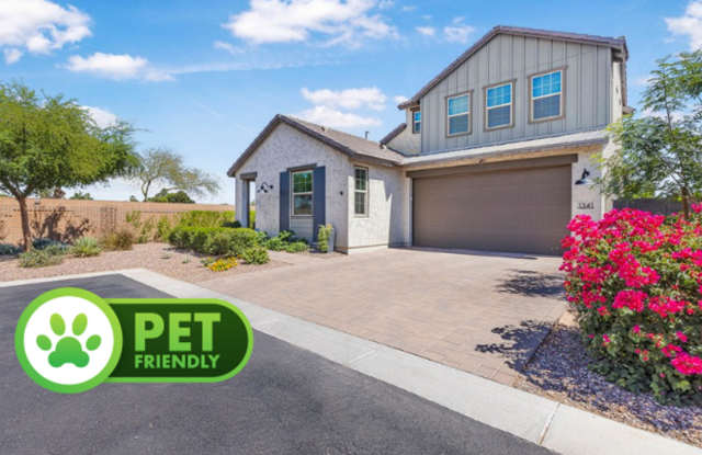 Modern 3-Bed + Bonus Room /2.5-Bath Home in Desirable Chandler Boutique Neighborhood – Spacious Layout, Pet-Friendly, Corner Lot, and Private Backyard photos photos