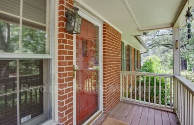 2679 Warwick Cir NE - 2679 Warwick Circle Northeast, Chamblee, GA 30345