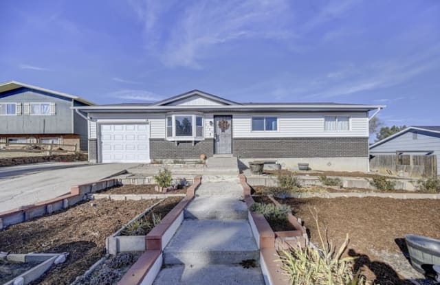 6780 Dale Road - 6780 Dale Road, Cimarron Hills, CO 80915