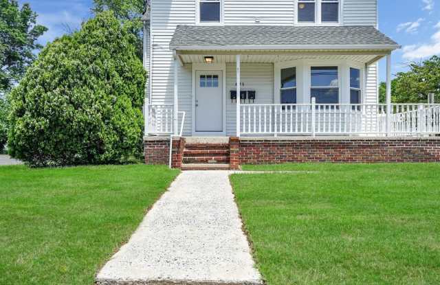 121 E. BROWNING RD. ROAD Gallery 3