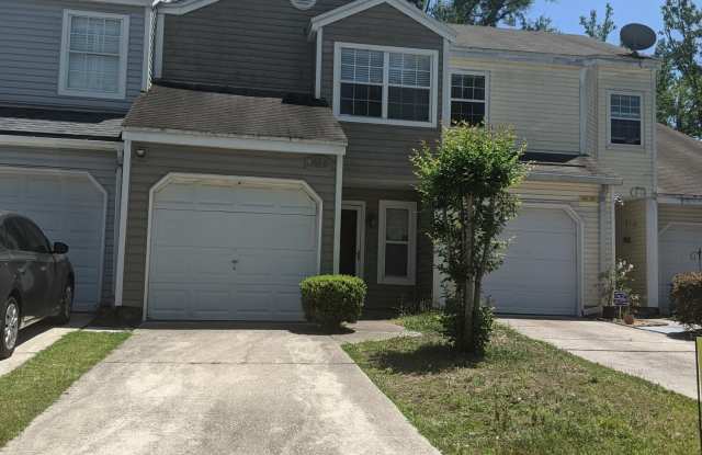 8529 STURBRIDGE Circle W photos photos